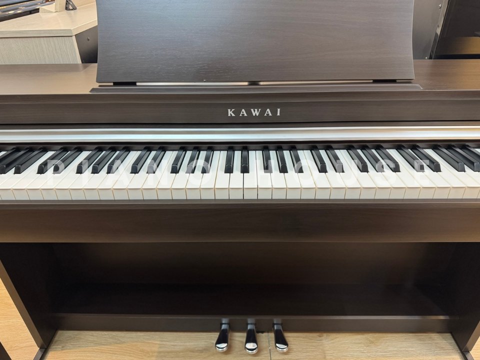 Cận cảnh KAWAI CN27 DW tại Piano House